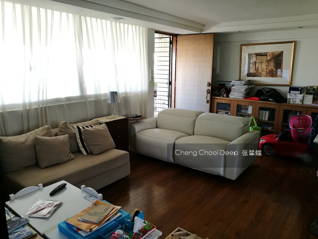 Serangoon Central thumbnail photo